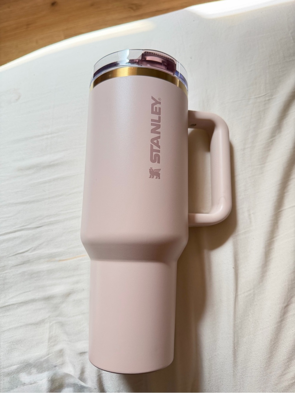 Stanley Pale Pink Insulated Mug with Handle - Picture 2 of 2